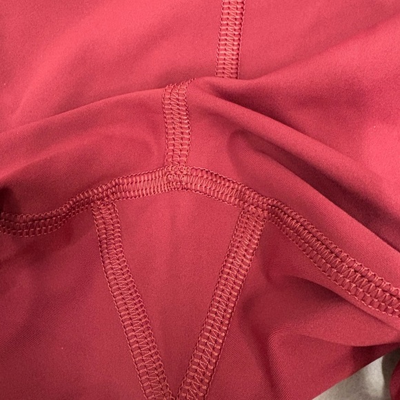 Lululemon Fast and Free Crop II Leggings Nulux 19’’ in Chianti Size 6 - Picture 2 of 13